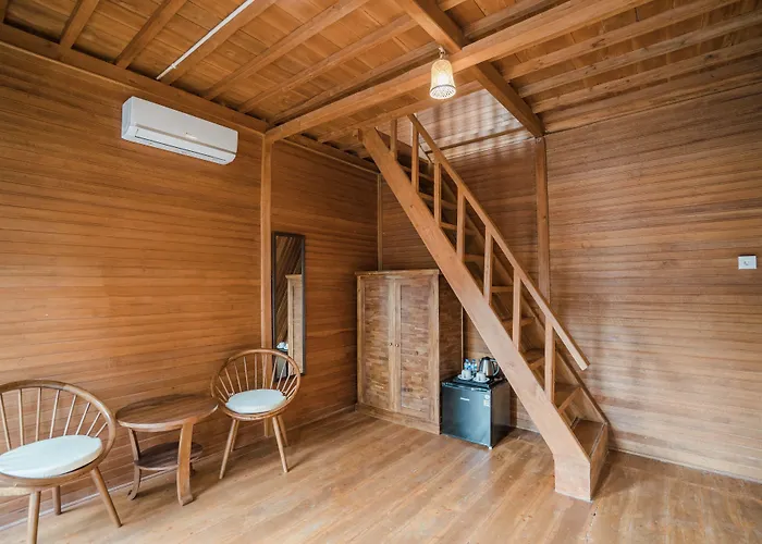 Andi House Konukevi